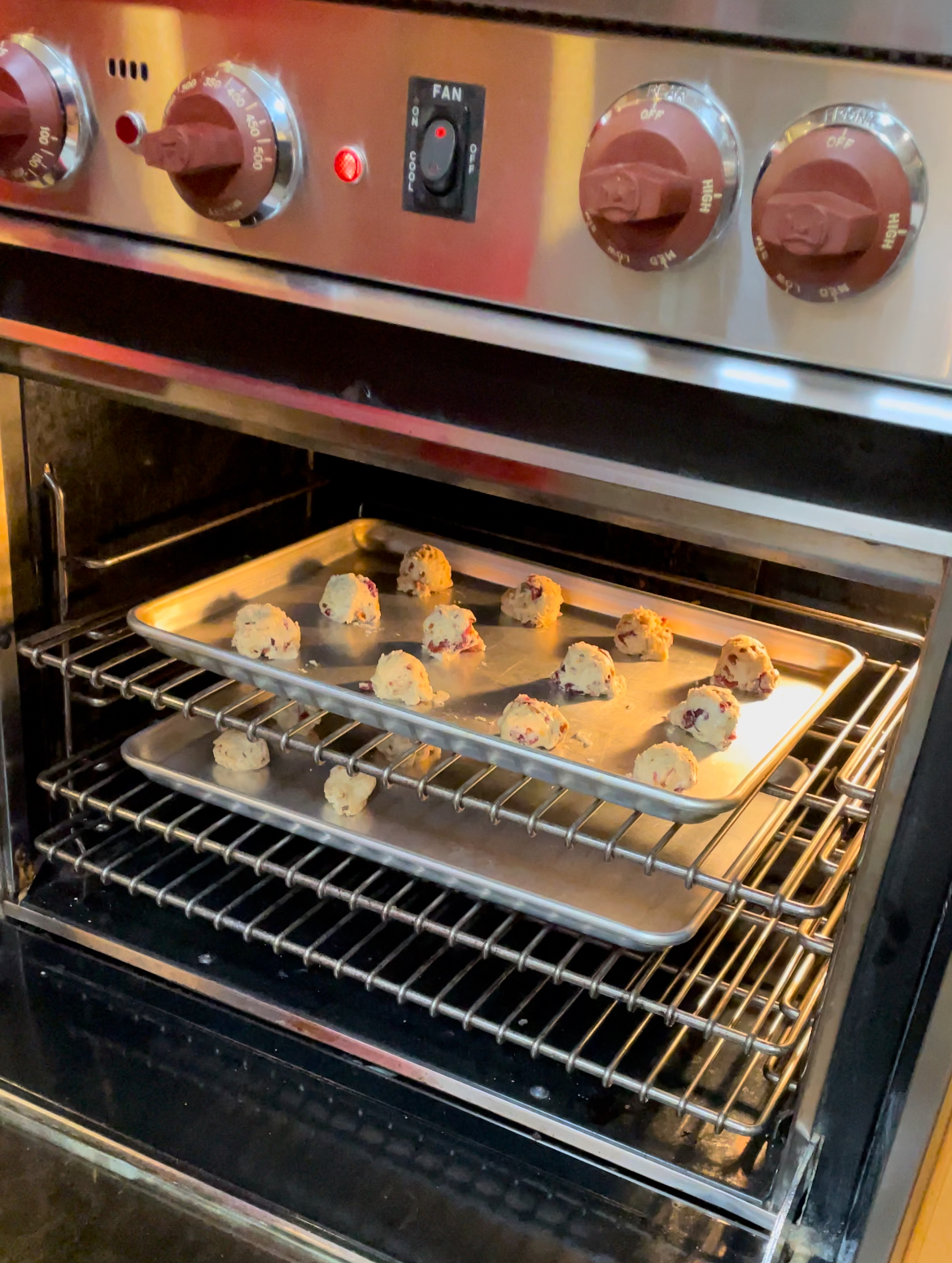 Easy and delicious sugar cookies that can be made in under 10 minutes.